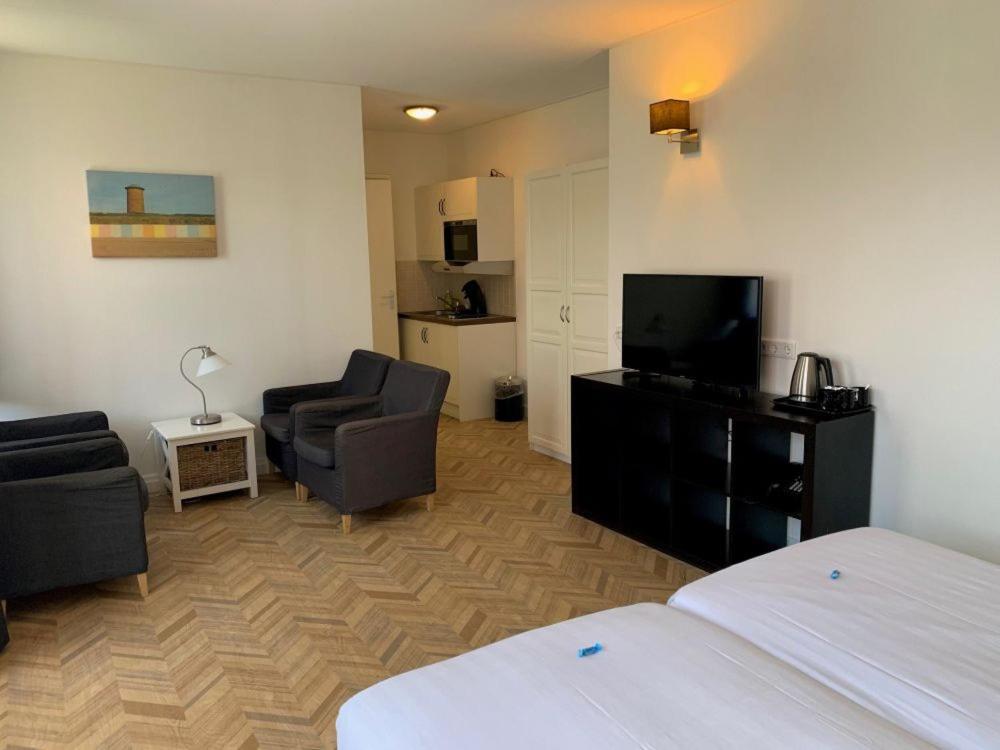 Hotel In Den Brouwery Домбург Екстер'єр фото