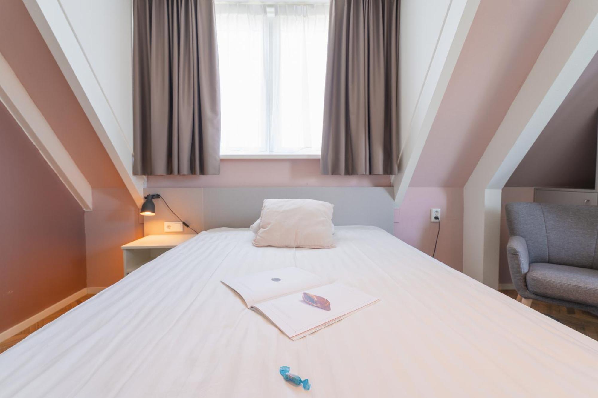 Hotel In Den Brouwery Домбург Екстер'єр фото
